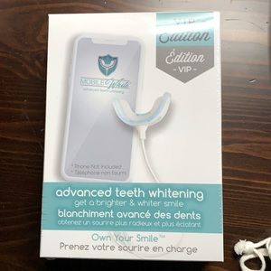 Mobile white advanced teeth whitening device